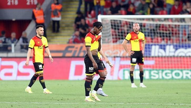 Göztepe'de taraftarın tavrı net