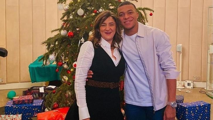 Mbappe'nin annesi Fayza Lamari'den yeni sözleşme iddialarına ret