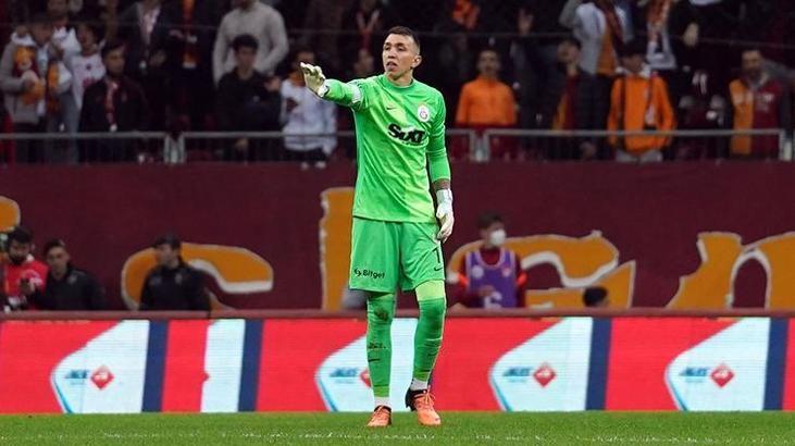 Galatasaray'da Muslera sorunu!