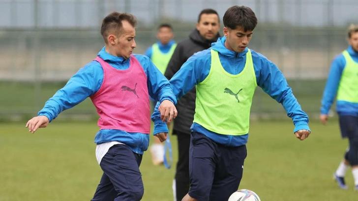 Afyonspor ligin son maçının hazırlıklarını sürdürüyor