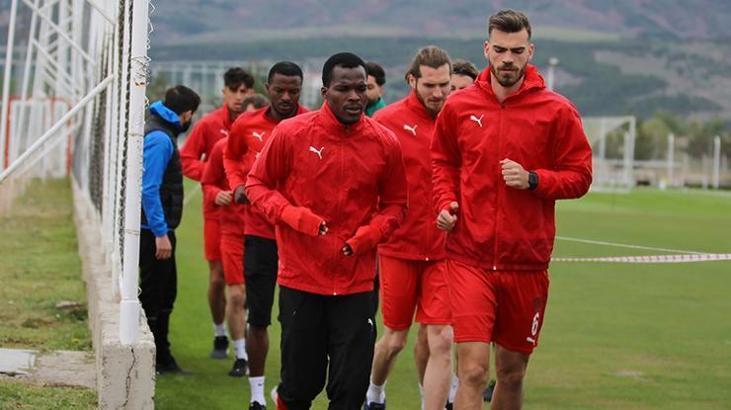 Sivasspor'da Aytemiz Alanyaspor maçının hazırlıkları başladı