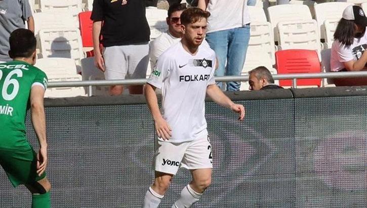 Altay'da sahne gençlerin