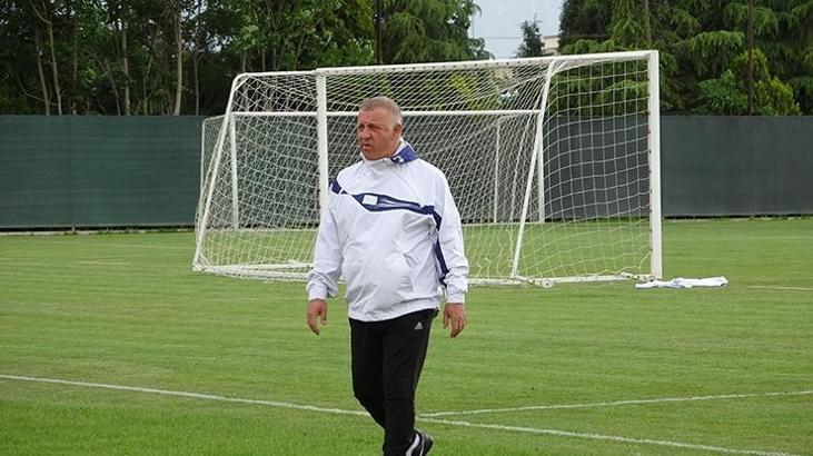 Mesut Bakkal:
