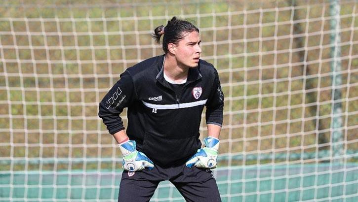 Altınordu'nun kalecisi Ali Emre Yanar bunalıma girdi