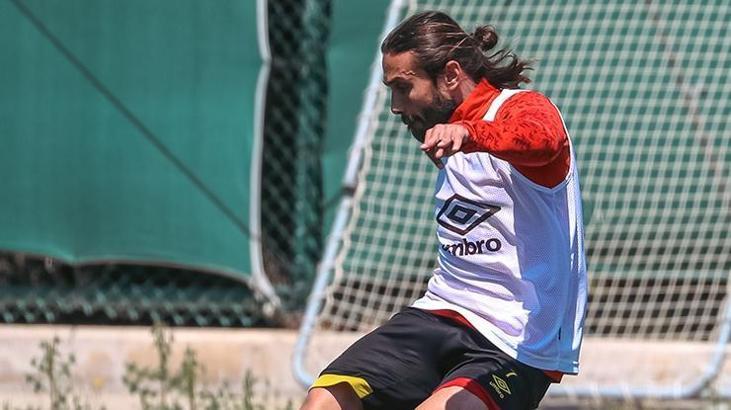Fenerbahçe, Trabzonspor ve Başakşehir Halil Akbunar'ın peşinde!