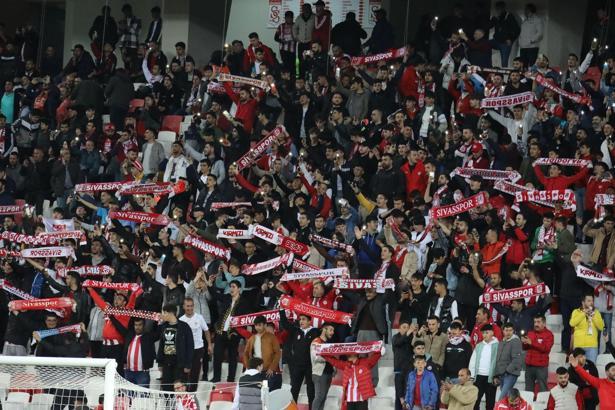 Sivasspor - Alanyaspor maçı kapalı gişe!