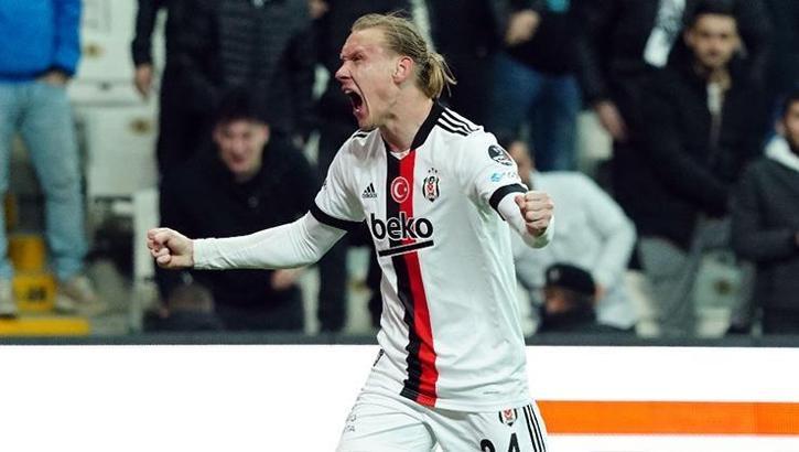 Beşiktaşlı futbolcu Domagoj Vida'ya sürpriz talip!