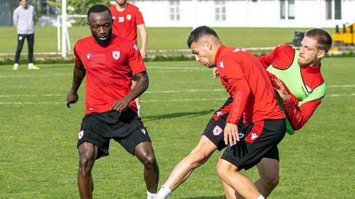 Samsunspor ile İstanbulspor 40. randevuya çıkacak