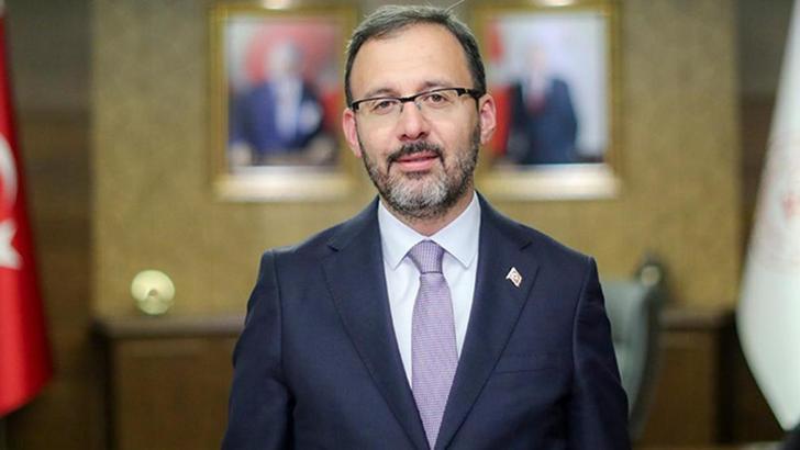 Bakan Kasapoğlu'ndan İşitme Engelliler Kadın Voleybol Milli Takımı'na tebrik