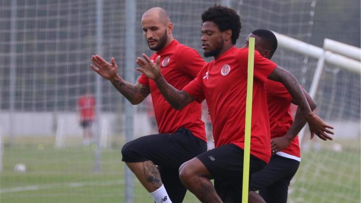Antalyaspor, sezonu Galatasaray galibiyetiyle kapatmak istiyor