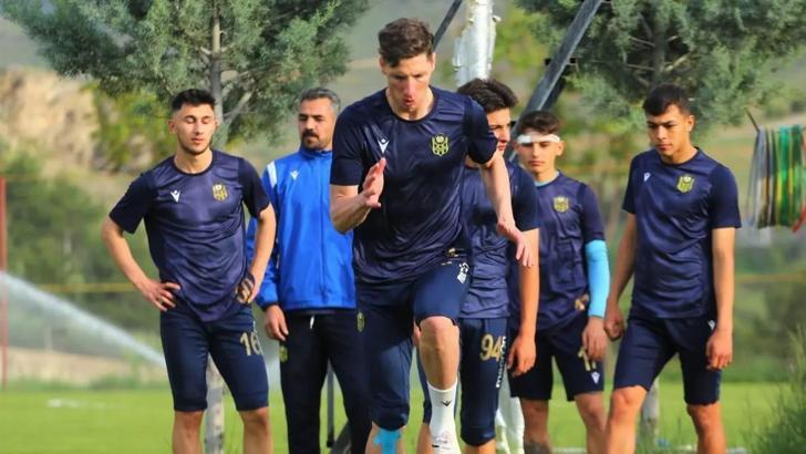 Yeni Malatyaspor, Süper Ligdeki son maçını kazanmak istiyor