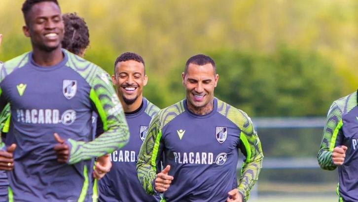 Ricardo Quaresma, Vitoria Guimaraes'ten ayrıldı