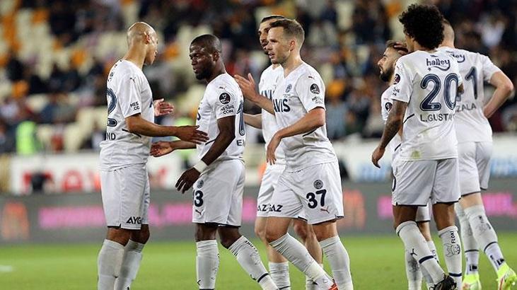 Fenerbahçe'nin Şampiyonlar Ligi'ndeki muhtemel rakipleri kimler? Kura çekimi ve maçlar ne zaman?