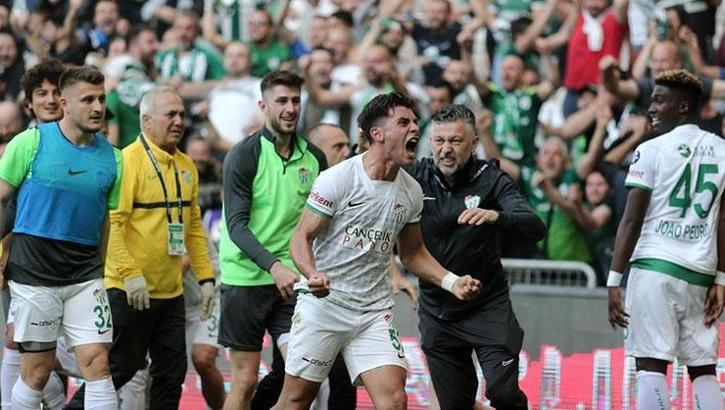 Bursaspor'un Fenerbahçe'den kiraladığı Uğur Kaan Yıldız takıma veda etti