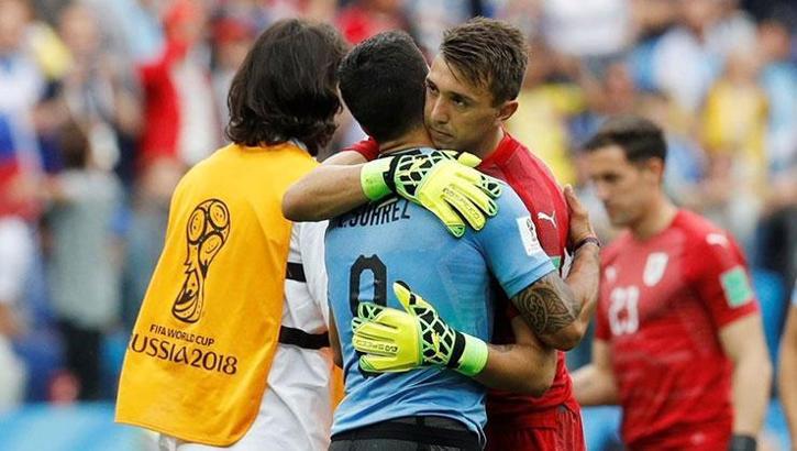 Son dakika Galatasaray transfer haberi! Fernando Muslera Luis Suarez için devreye girdi