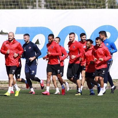 Antalyaspor'da 4 eksik