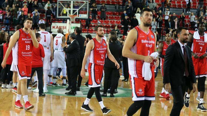 Kaza geçiren uçak, Bahçeşehir Koleji'ni taşımıştı
