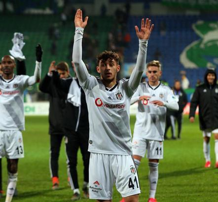 Beşiktaş'ta Kartal Kayra Yılmaz formaya ısınıyor