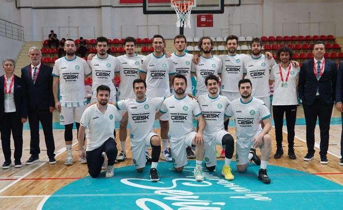 Çayırova Belediyesi Basketbol Takımı rakibini farklı yendi