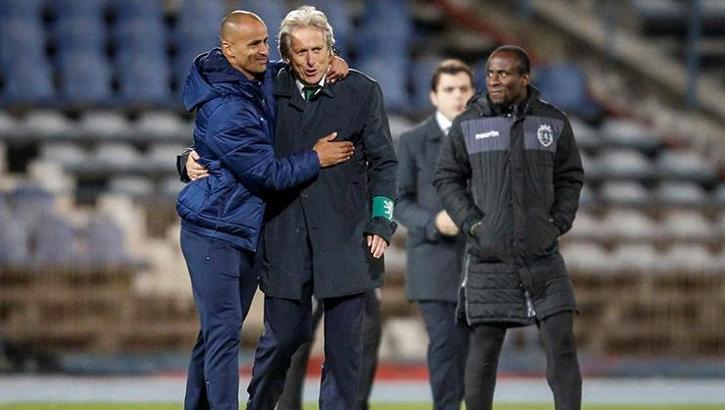 Fenerbahçe'de Jesus'un ekibi gecikmeli toplanacak!