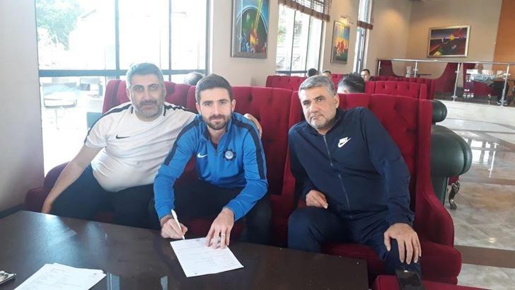 Payasspor 4 futbolcuyu renklerine bağladı