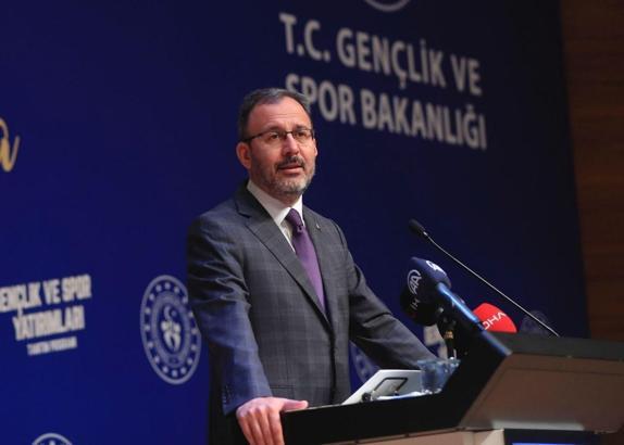 Bakan Kasapoğlu'ndan bin kapasiteli yeni yurt müjdesi