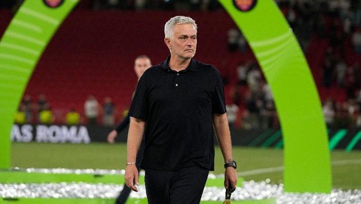 Paris Saint-Germain, Jose Mourinho'ya teklif yapmaya hazırlanıyor
