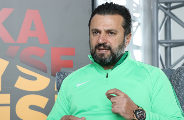 Bülent Uygun: Şenol Güneş'e tacını geri verelim