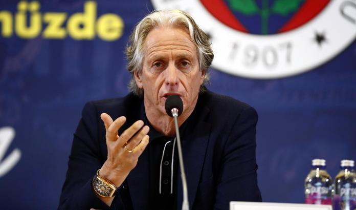 Son dakika Fenerbahçe haberi! Jorge Jesus'un karar haftası! Mesut Özil ve Ozan Tufan...