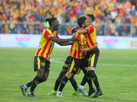 Göztepe dış sahada şaha kalktı