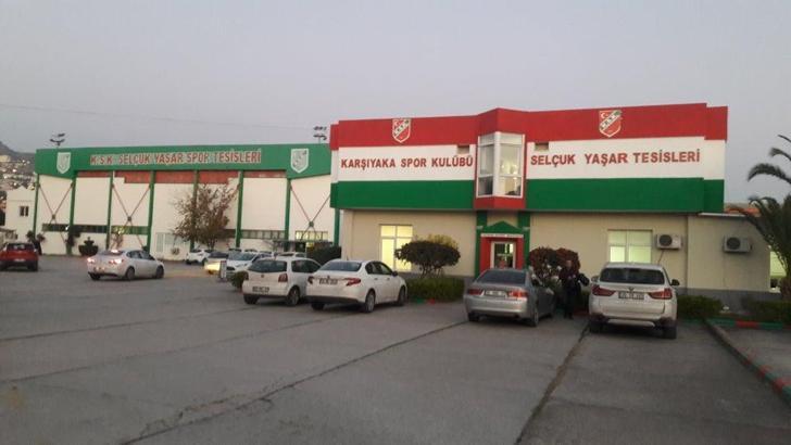 Karşıyaka'da tesis yenileniyor
