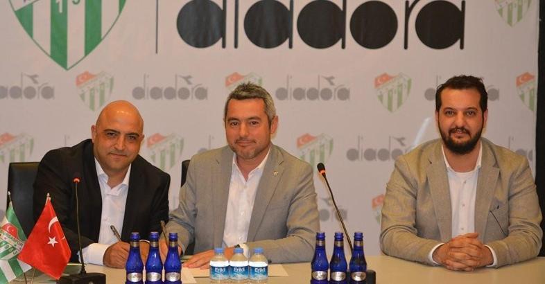 Bursaspor'un yeni sezon forma tedarikçisi belli oldu
