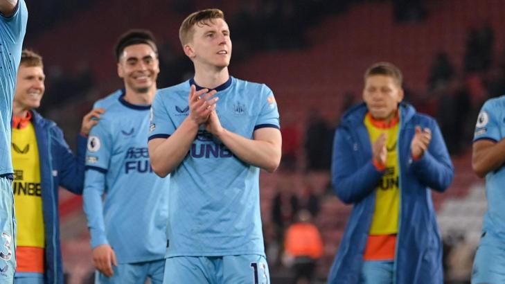 Newcastle United, Aston Villa'dan Matt Targett'ın bonservisini aldı