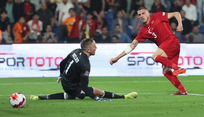 Merih Demiral: Milli formayla oynamak ayrıcalık, bunun farkındayız