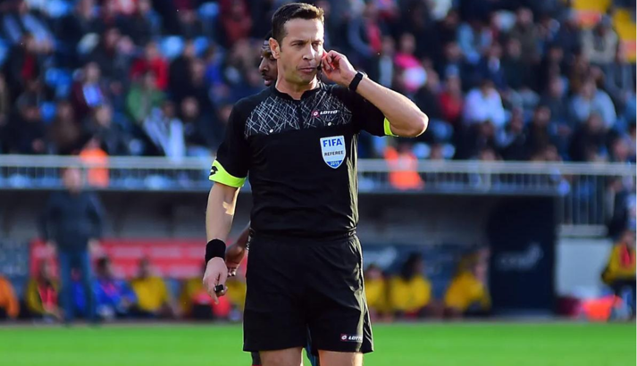 UEFA Avrupa Ligi'nde tek maç Halis Özkahya'nın