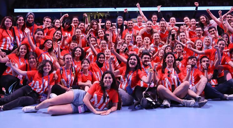 Voleybol Milletler Ligi'ne gönüllü gençler damga vurdu