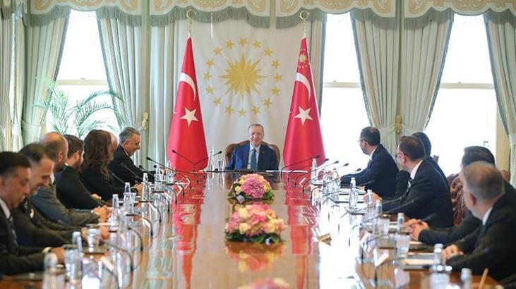Cumhurbaşkanı Erdoğan, Beşiktaş yönetimini kabul etti