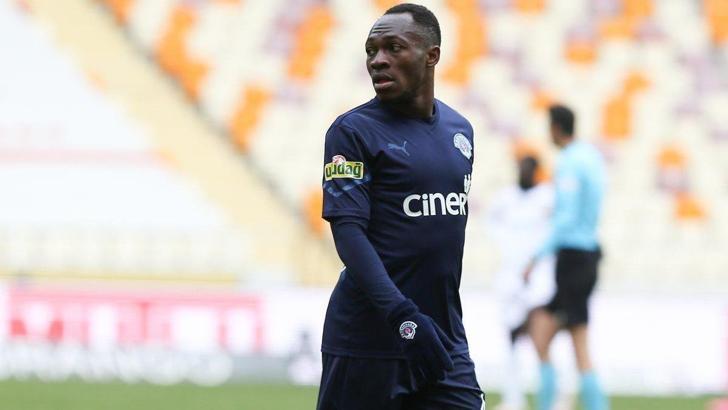 Son dakika | Transfer haberi: Beşiktaş ve Galatasaray'dan Muleka için resmi teklif!