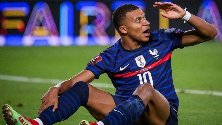 Kylian Mbappe, Fransa gündeminde! Milli Takım...