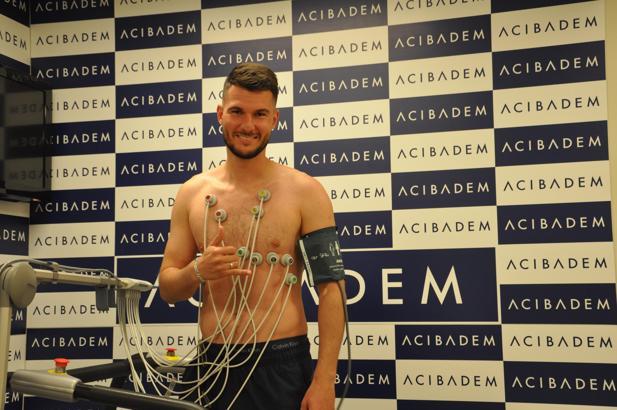 Sivasspor'da Robin Yalçın sağlık kontrolünden geçti