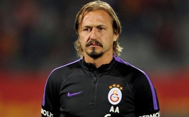 Galatasaray'da Ayhan Akman'a görev!