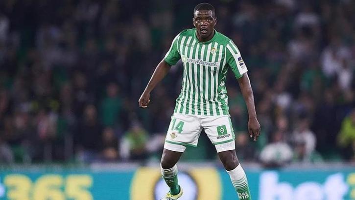 Son dakika Fenerbahçe transfer haberi! Sarı lacivertliler Carvalho'dan vazgeçmiyor