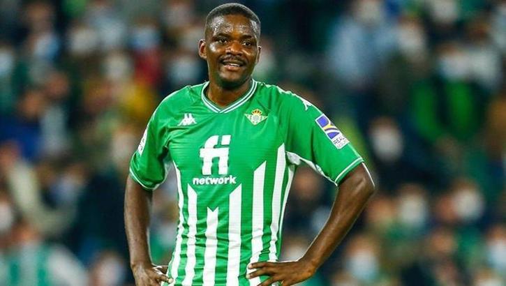 Son dakika transfer haberi! Galatasaray'dan Fenerbahçe'ye bir transfer çalımı daha! William Carvalho için teklif yapıldı