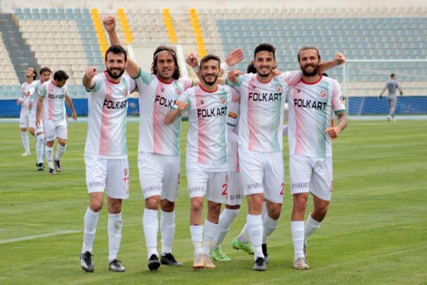 Karşıyaka'da VIP kombineler satışta