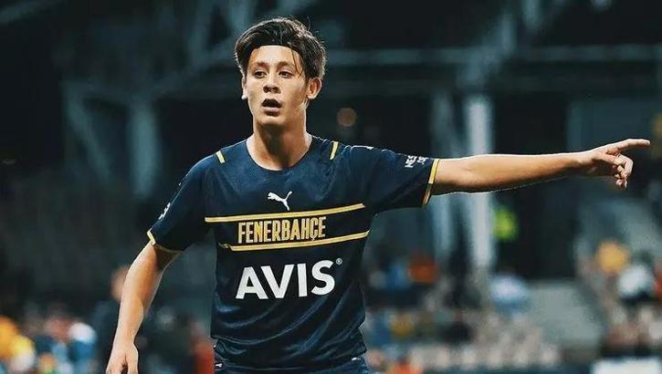 Fenerbahçe'de Arda Güler müjdesi! Genç yıldız takıma döndü