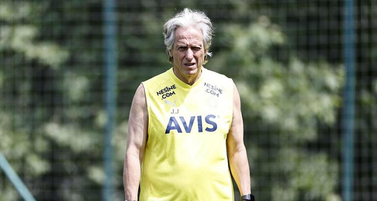 Jorge Jesus, Fenerbahçe'de enerjisiyle fark yarattı