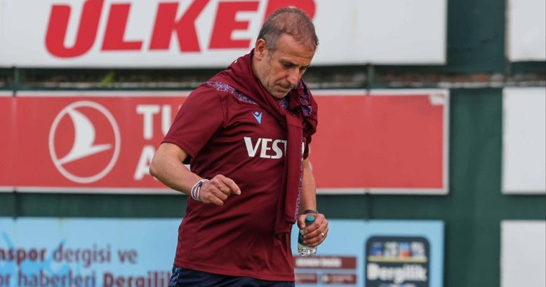 Trabzonspor Beşiktaşlı yıldızı bitiriyor! Abdullah Avcı onay verdi