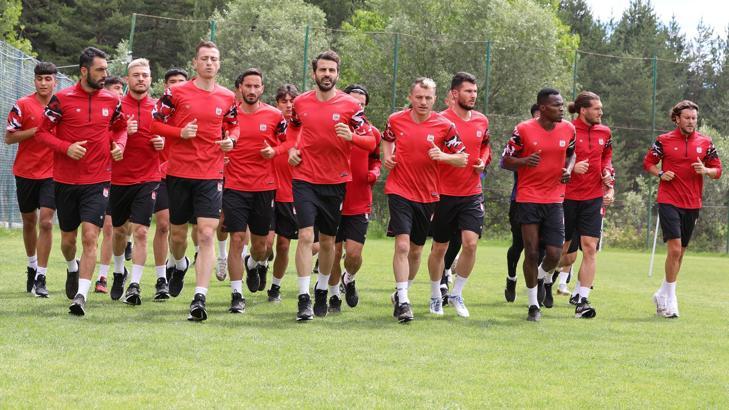 Sivasspor'da yeni sezon hazırlıkları devam ediyor