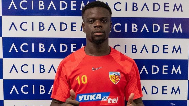 Kayserispor'da sağlık kontrolleri devam ediyor