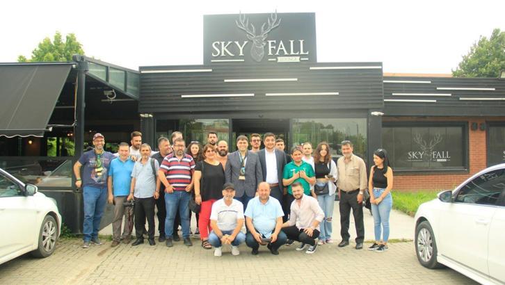 Kocaelispor'da stadyum zemini hibrit çime dönüyor